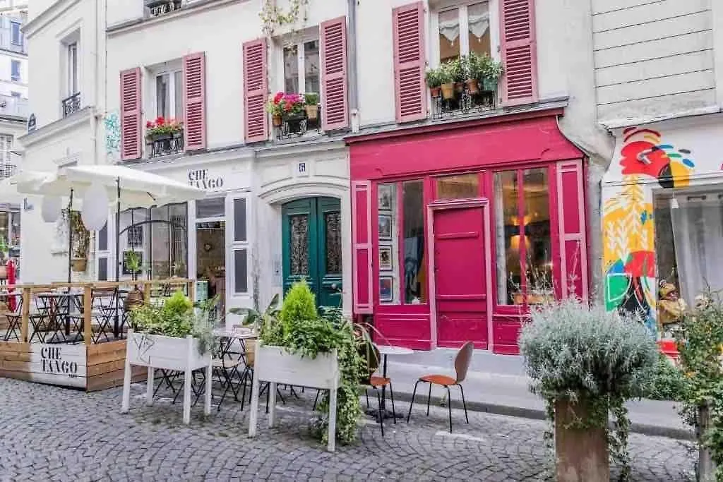 Amelie Poulain Studio In Heart Of Montmartre Paris 0*,  France